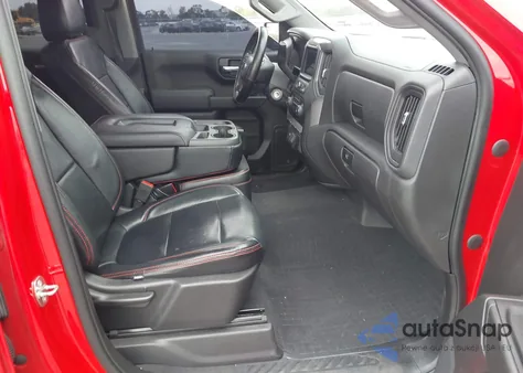 2020 Chevrolet Silverado 1500 2Wd Short Bed Custom z USA, uszkodzony, nr VIN 3GCPWBEH6LG340115